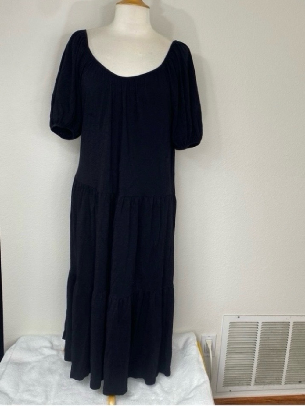 Velvet by Graham Spencer Womens Black Puff Sleeve Tiered Soft Midi Dress XL Boho